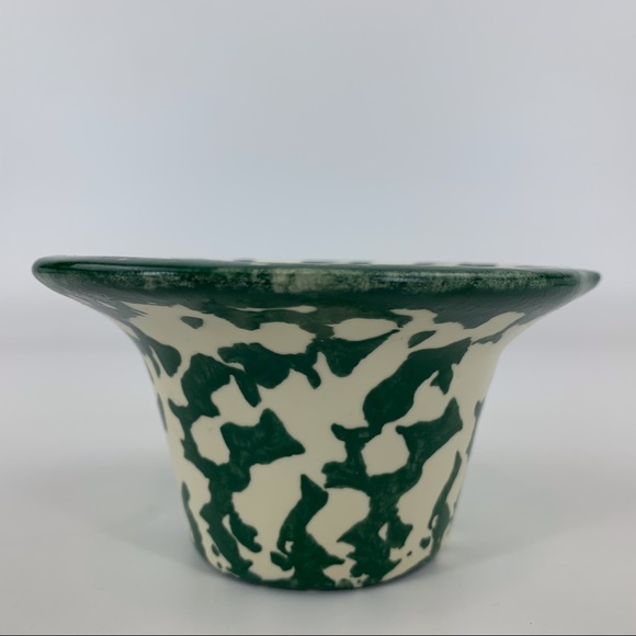 2/$25 Heart Shaped Green and Off-White Ceramic Votive Candle Holder - Picture 9 of 15